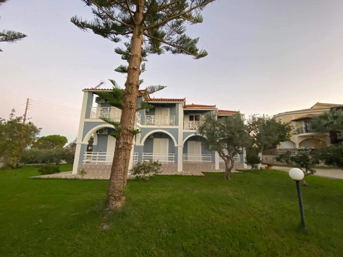 טרגקי Stelios Studios מראה חיצוני תמונה