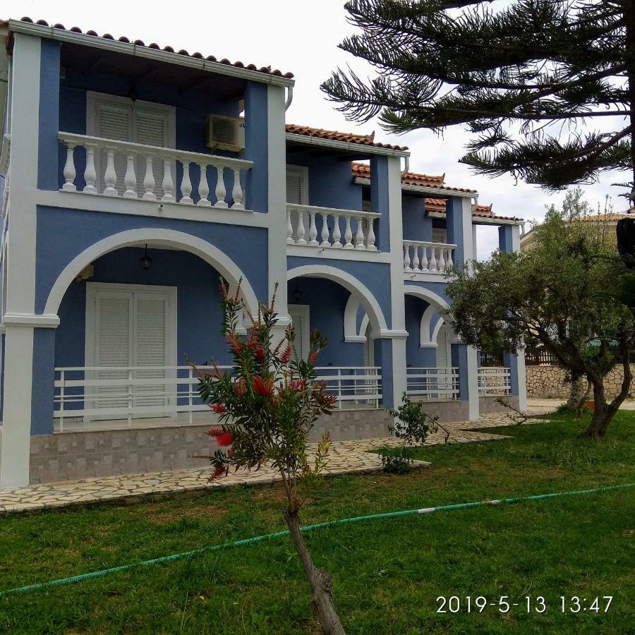 טרגקי Stelios Studios מראה חיצוני תמונה